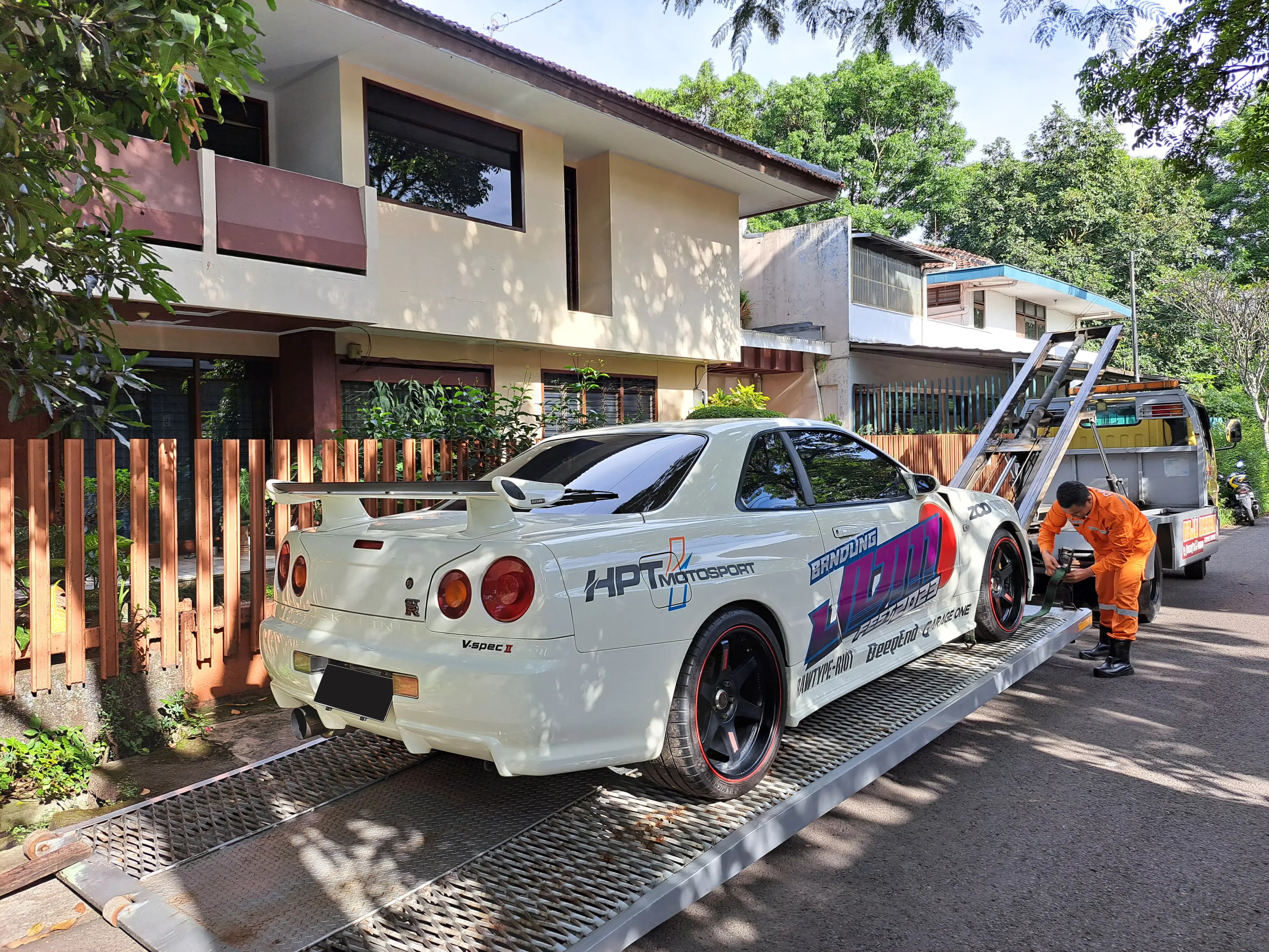 Pengiriman Kendaraan Khusus